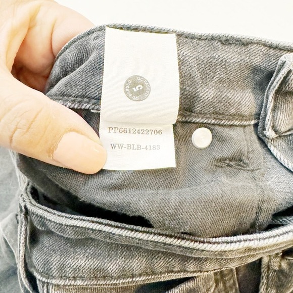 Everlane The Curvy Cheeky Jeans Dk Grey Black Denim Jeans Size 30 - Picture 5 of 8
